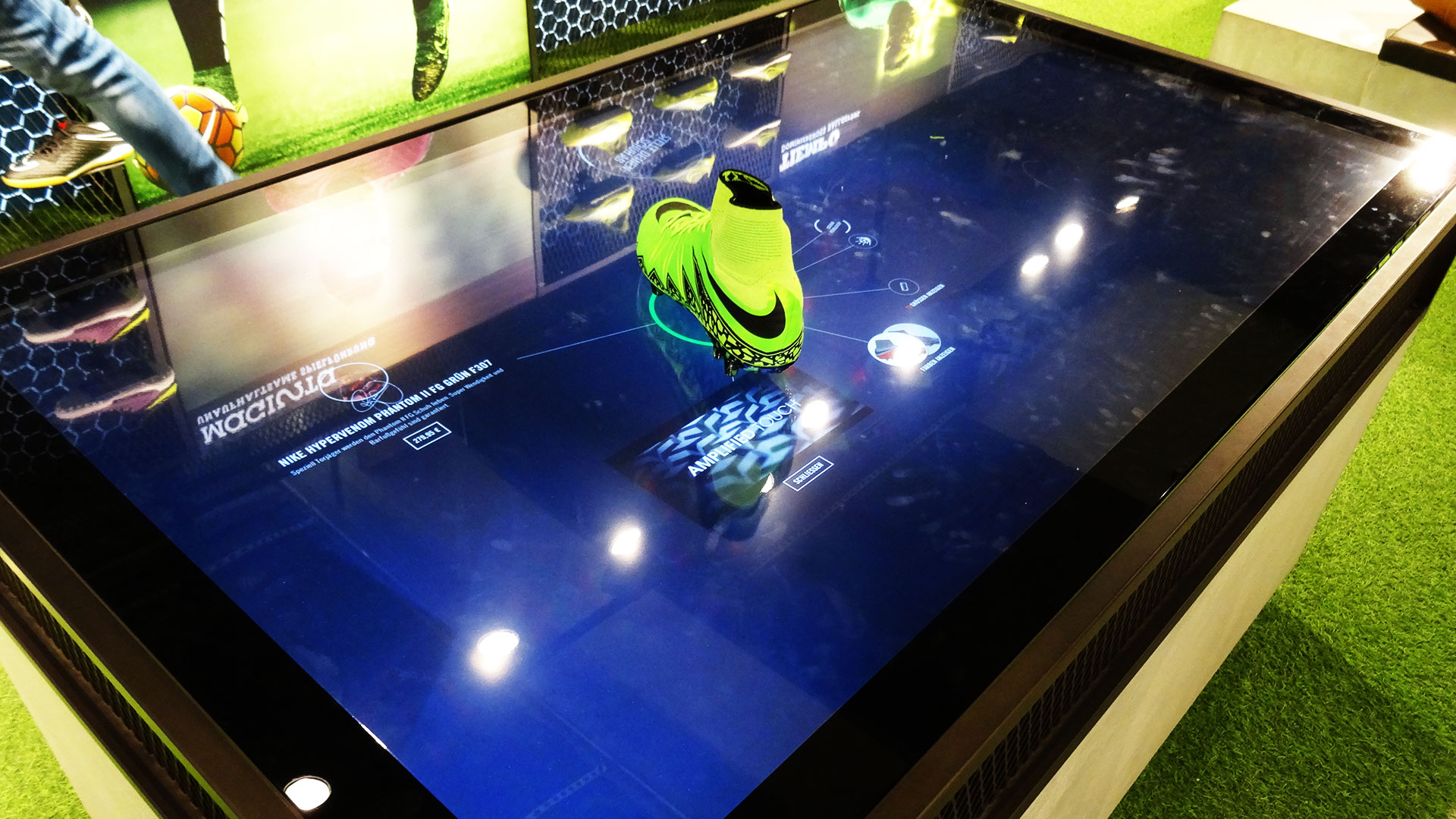 nike digital retail experience shoe information on multitouch table with rfid